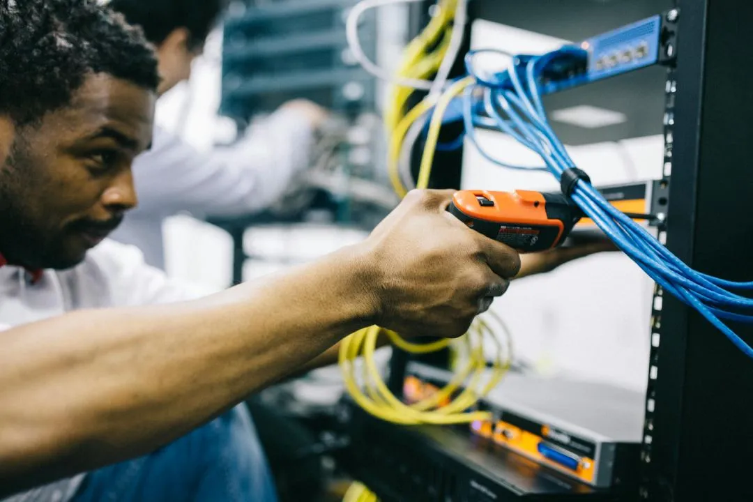 gambar ilustrasi instalasi homelab rack server