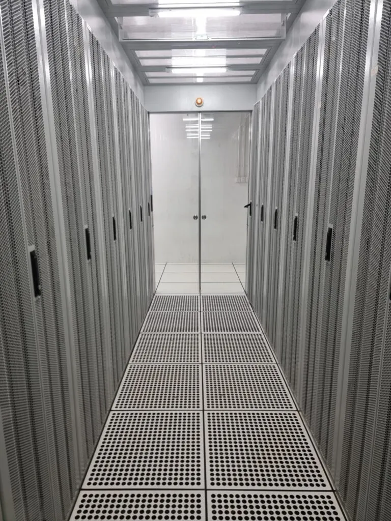 project haganerack isc tower lt 1