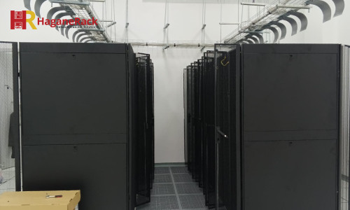 pemasangan rak server data center di Pembkab Tanggerang