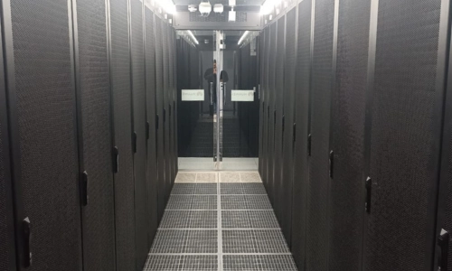 Project Haganerack BDx Data Center Cold Aisle Containment