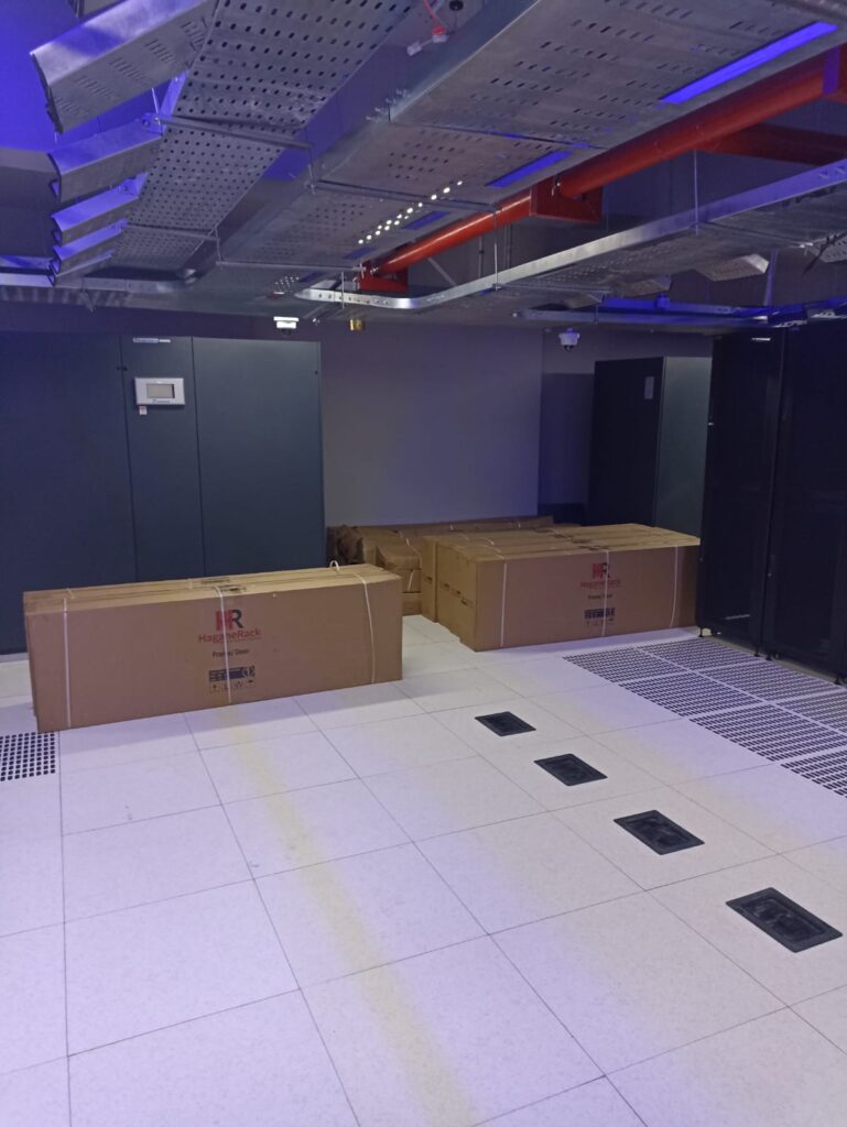 Project Rack Server Heavy Duty untuk Data Center